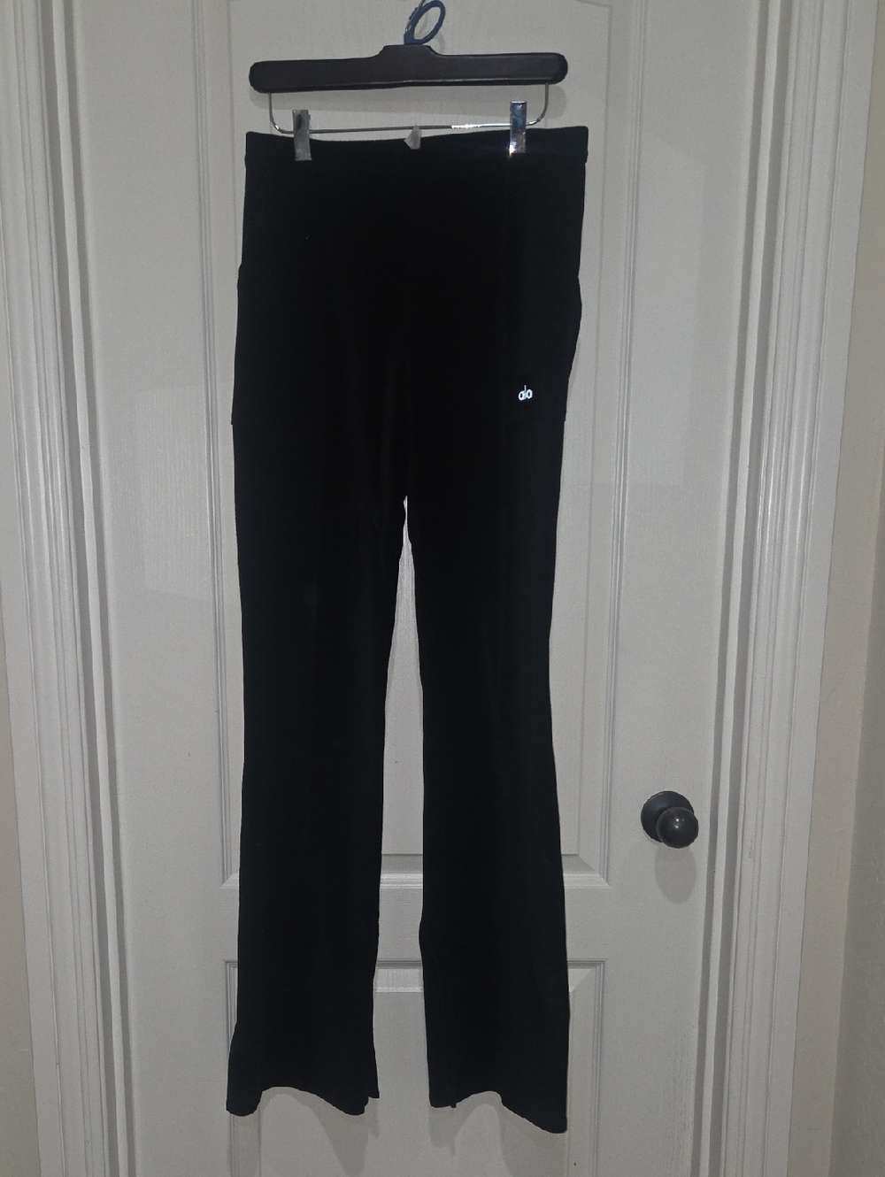 ALO Yoga Women's Black Corduroy Pants with Subtle Logo- Size Large